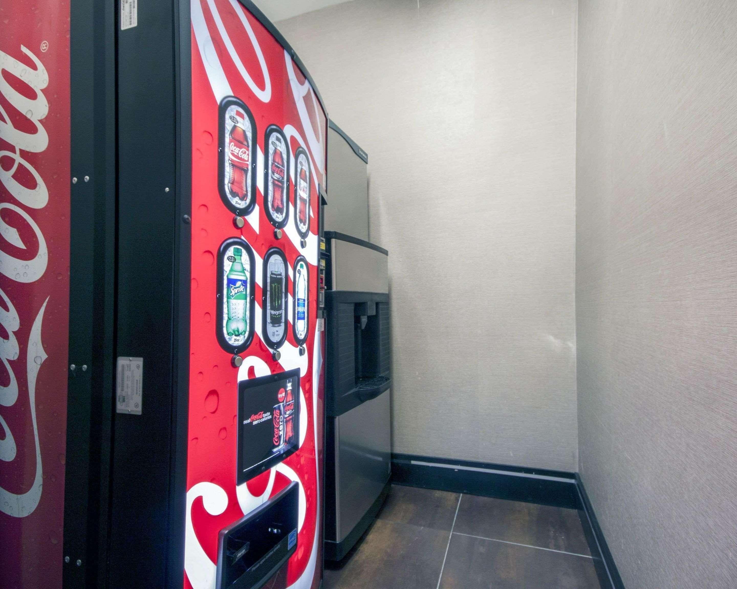 Comfort Inn & Suites I-10 Airport Ел Пасо Екстериор снимка