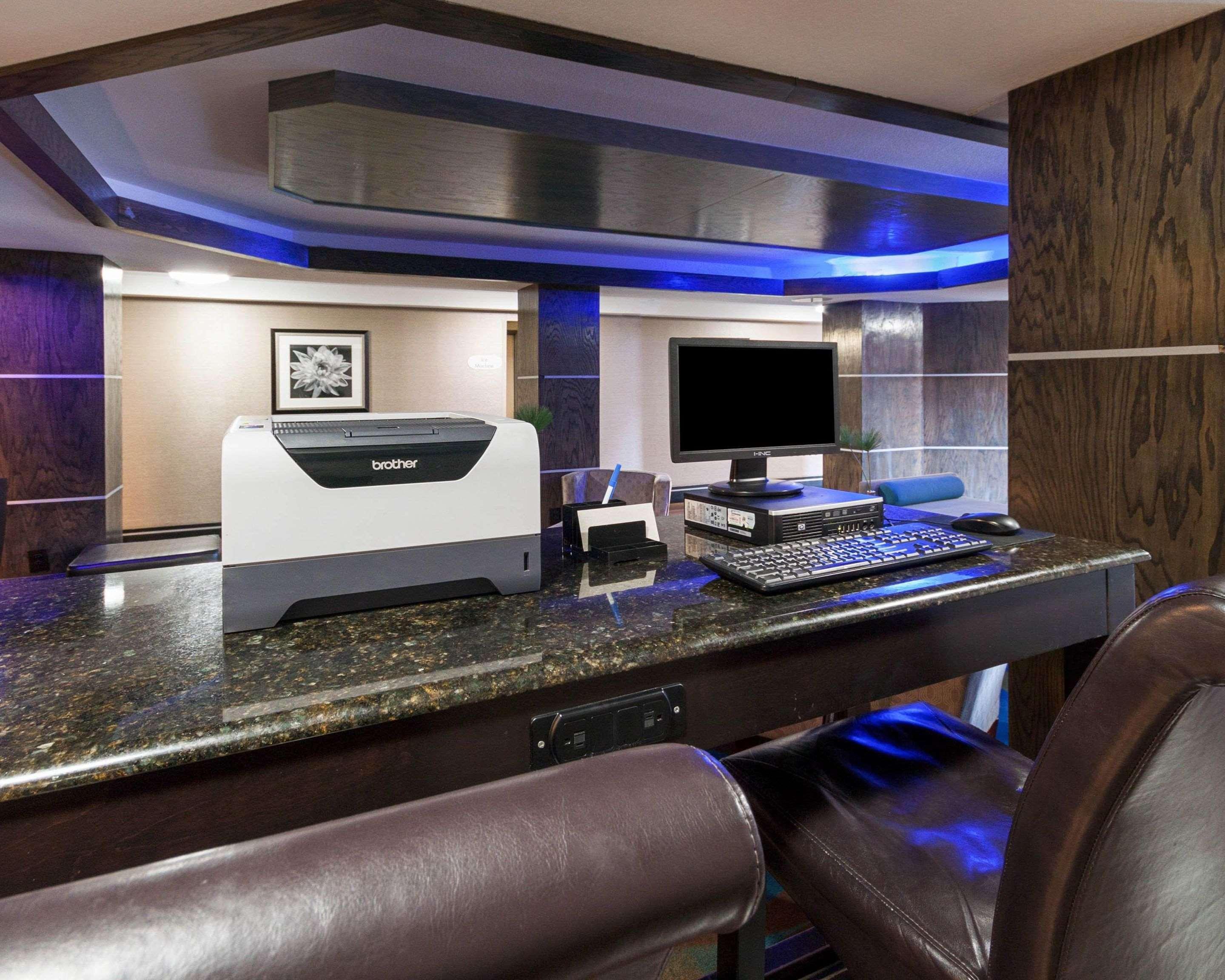 Comfort Inn & Suites I-10 Airport Ел Пасо Екстериор снимка
