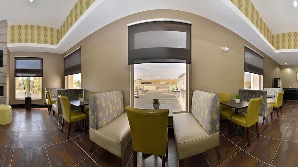 Comfort Inn & Suites I-10 Airport Ел Пасо Екстериор снимка